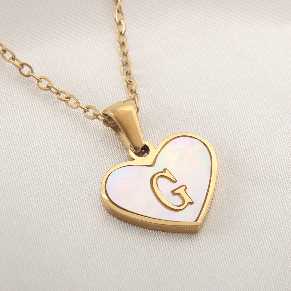 Initial Necklace Heart-Shaped