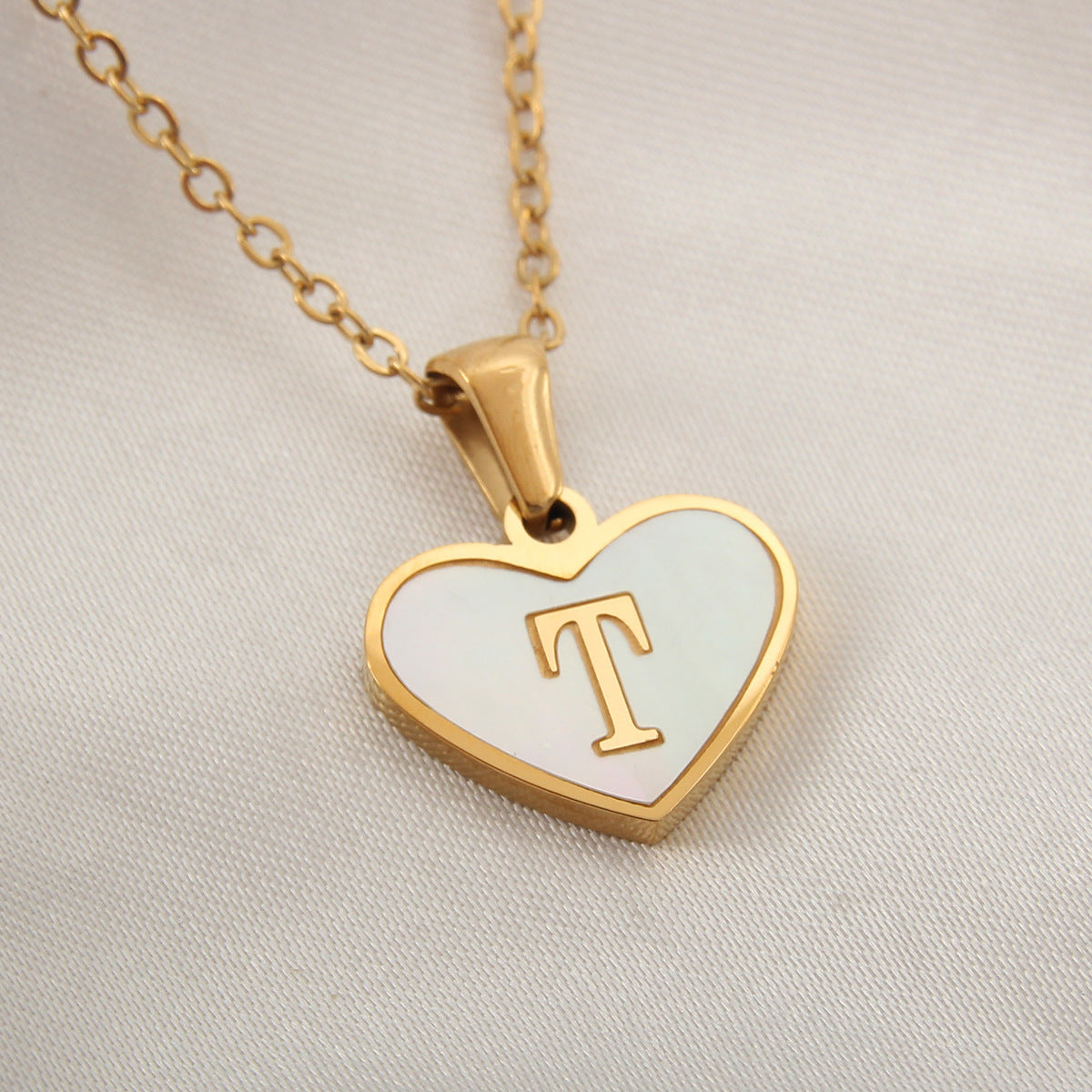 Initial Necklace Heart-Shaped