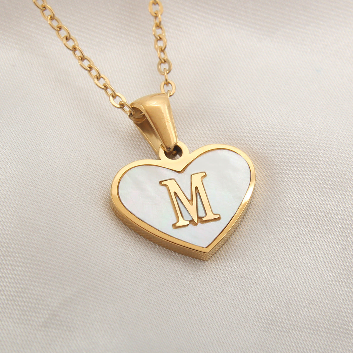 Initial Necklace Heart-Shaped
