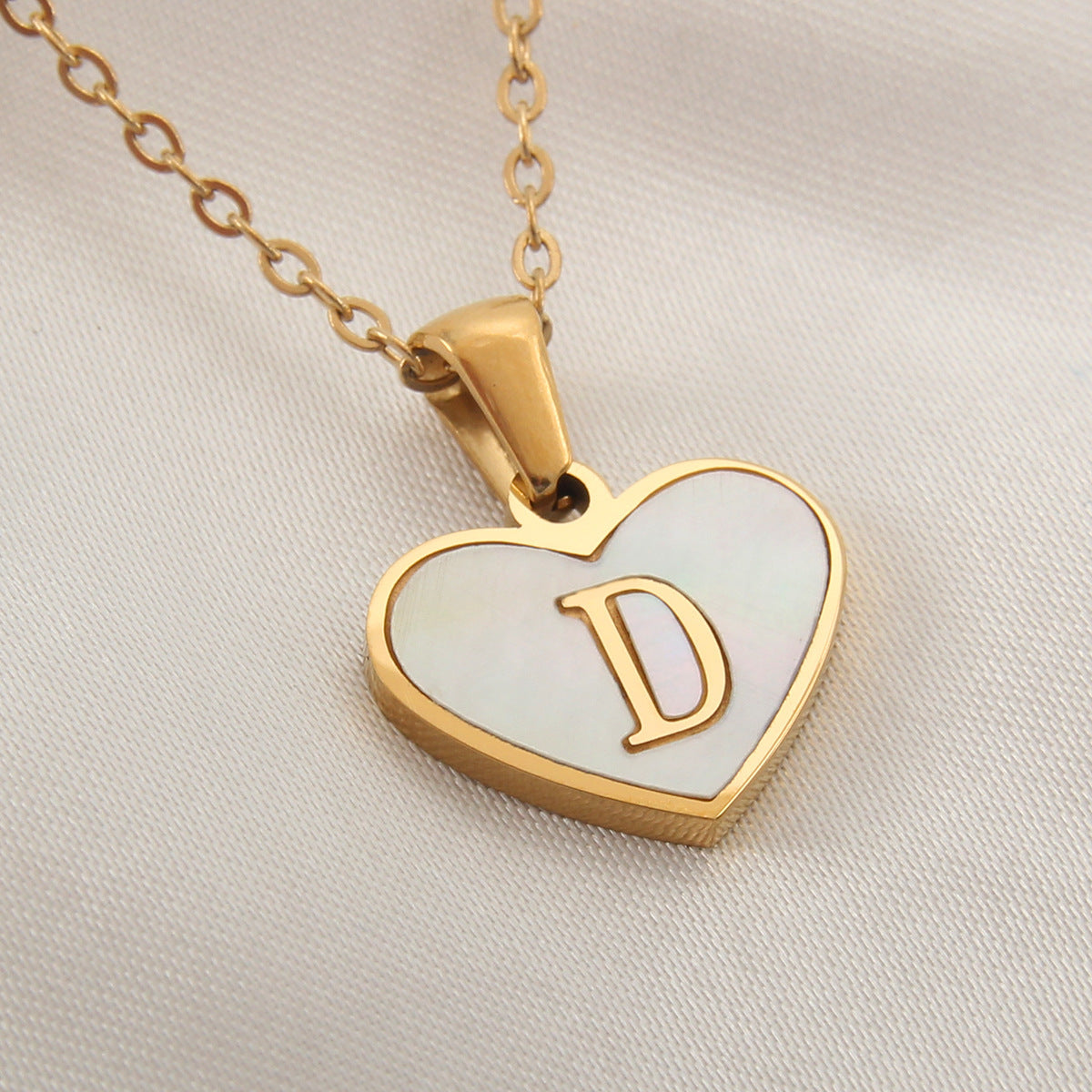 Initial Necklace Heart-Shaped