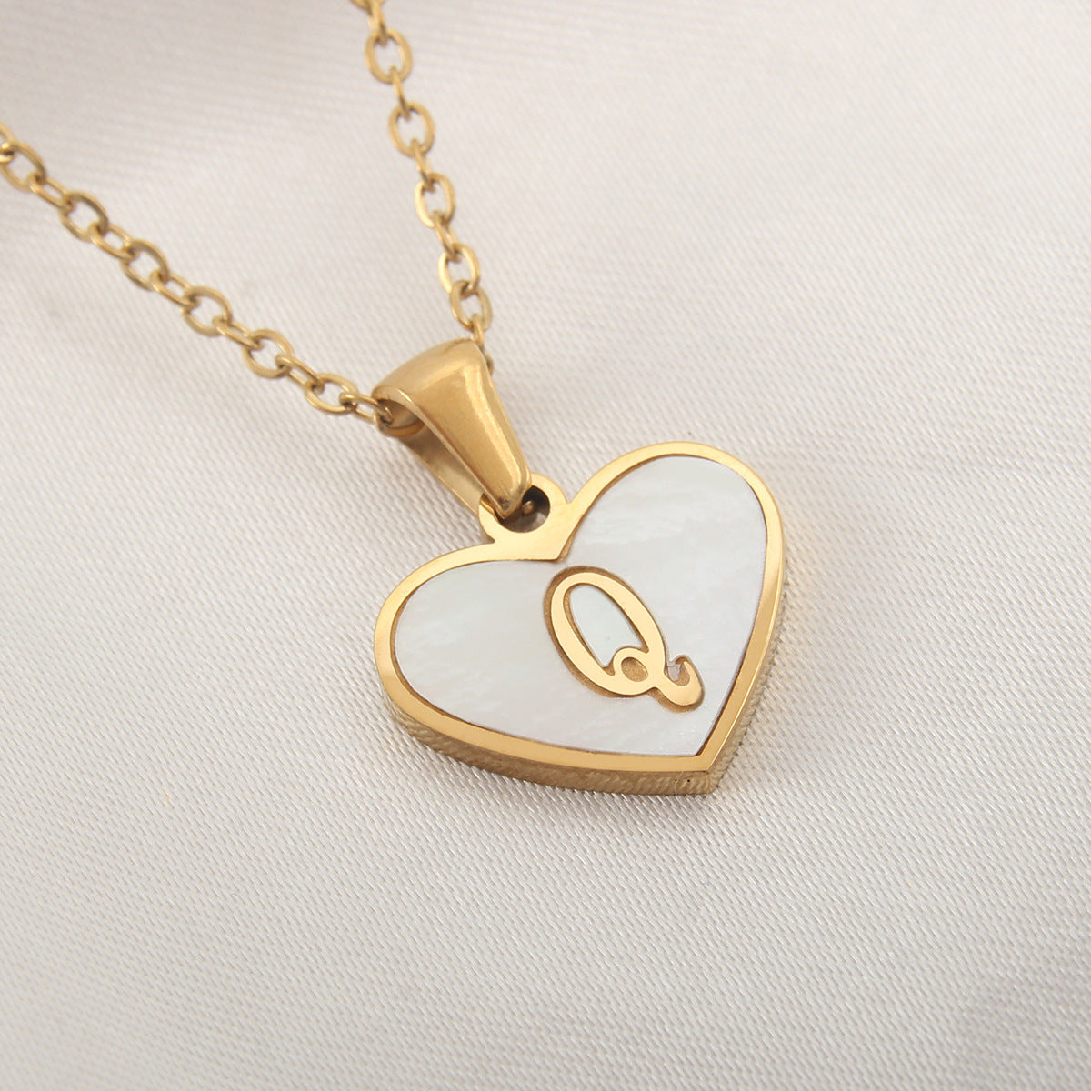 Initial Necklace Heart-Shaped