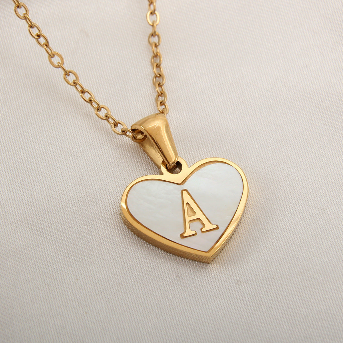 Initial Necklace Heart-Shaped