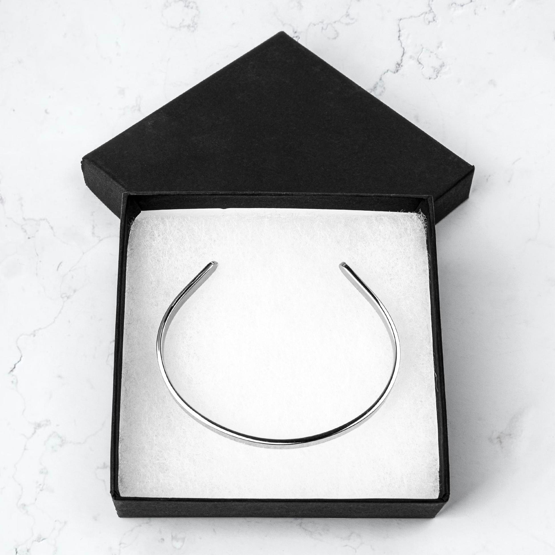 Faith_Over_Fear_Bracelet_Bracelet_Packaging_Mockup.png