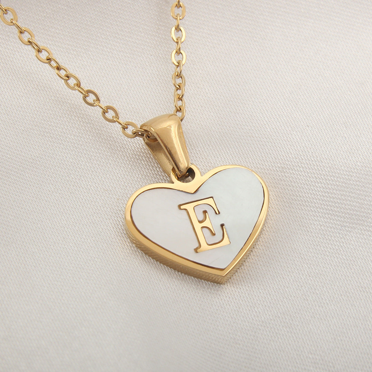 Initial Necklace Heart-Shaped