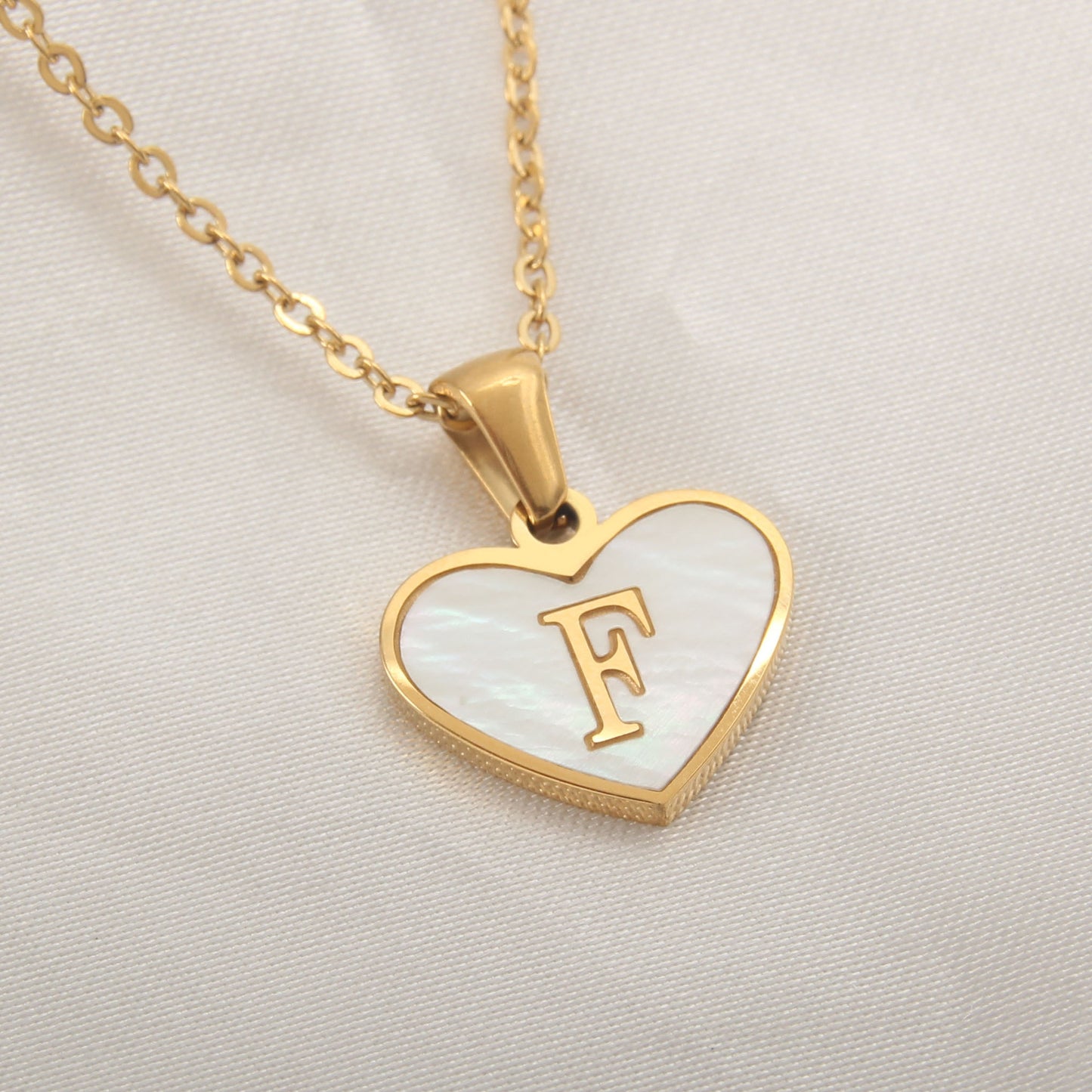 Initial Necklace Heart-Shaped